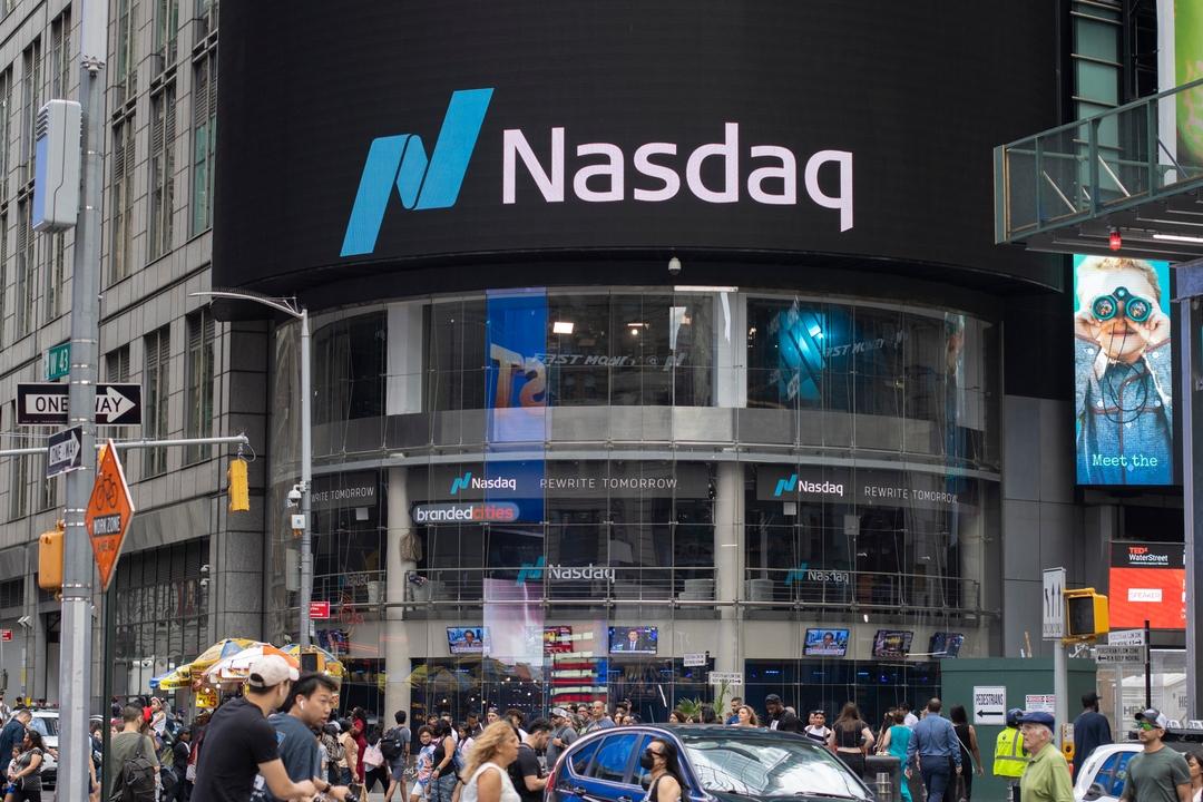 Nasdaq เจาะลึกตลาดหลักทรัพย์เทคโนโลยีระดับโลกที่นักลงทุนควรรู้จัก